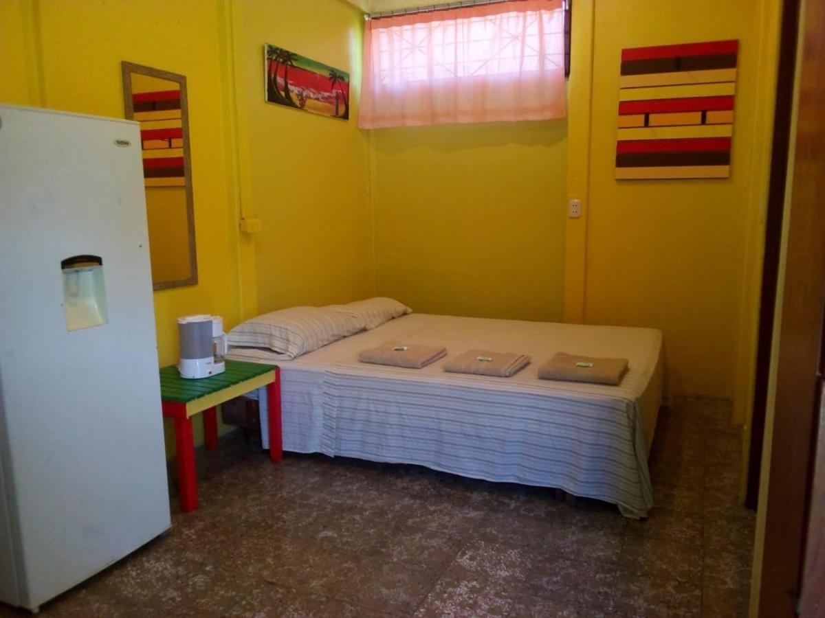 Hotel One Love Puerto Viejo Puerto Viejo de Talamanca ภายนอก รูปภาพ