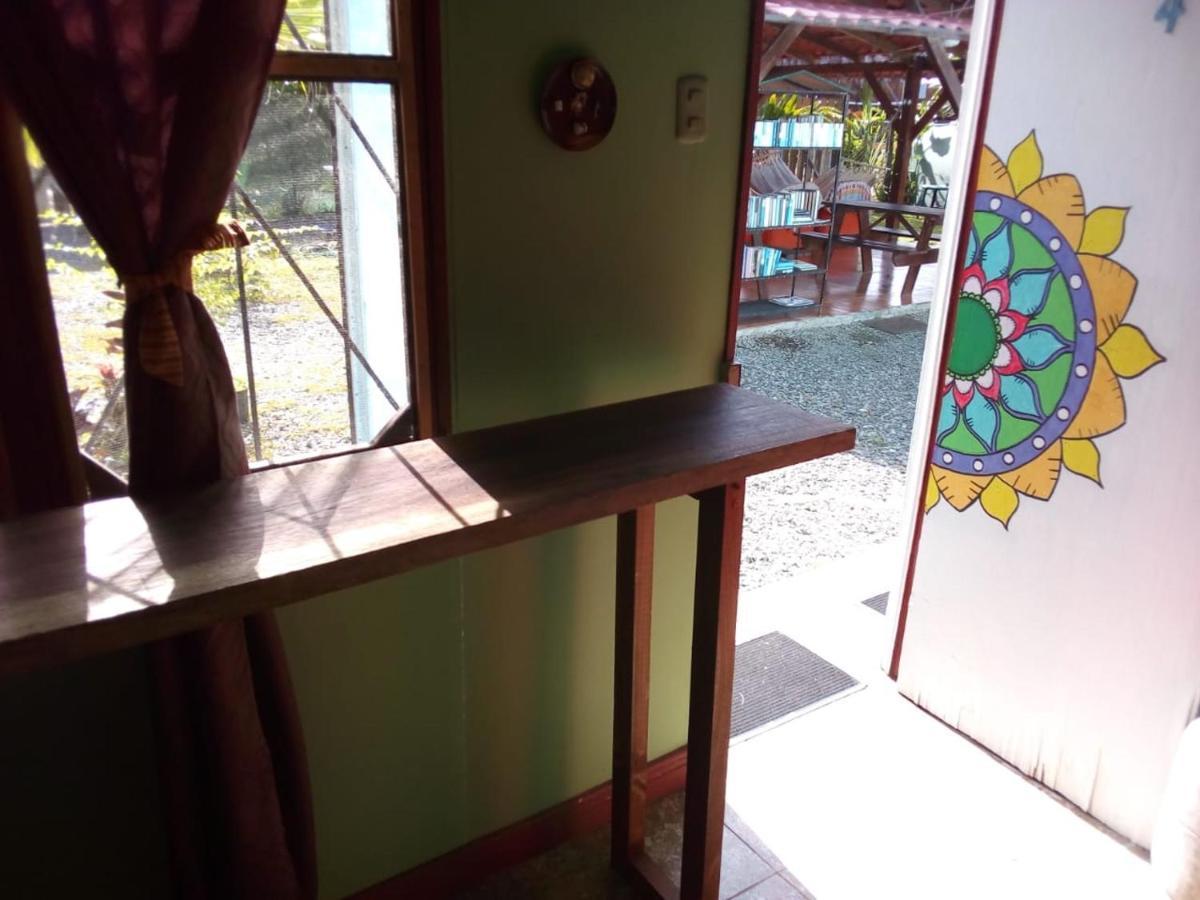 Hotel One Love Puerto Viejo Puerto Viejo de Talamanca ภายนอก รูปภาพ