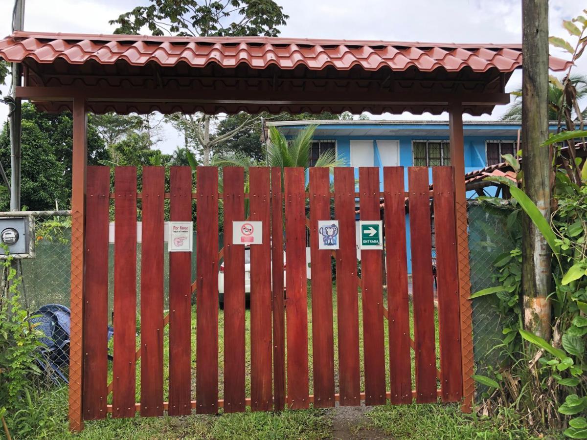 Hotel One Love Puerto Viejo Puerto Viejo de Talamanca ภายนอก รูปภาพ