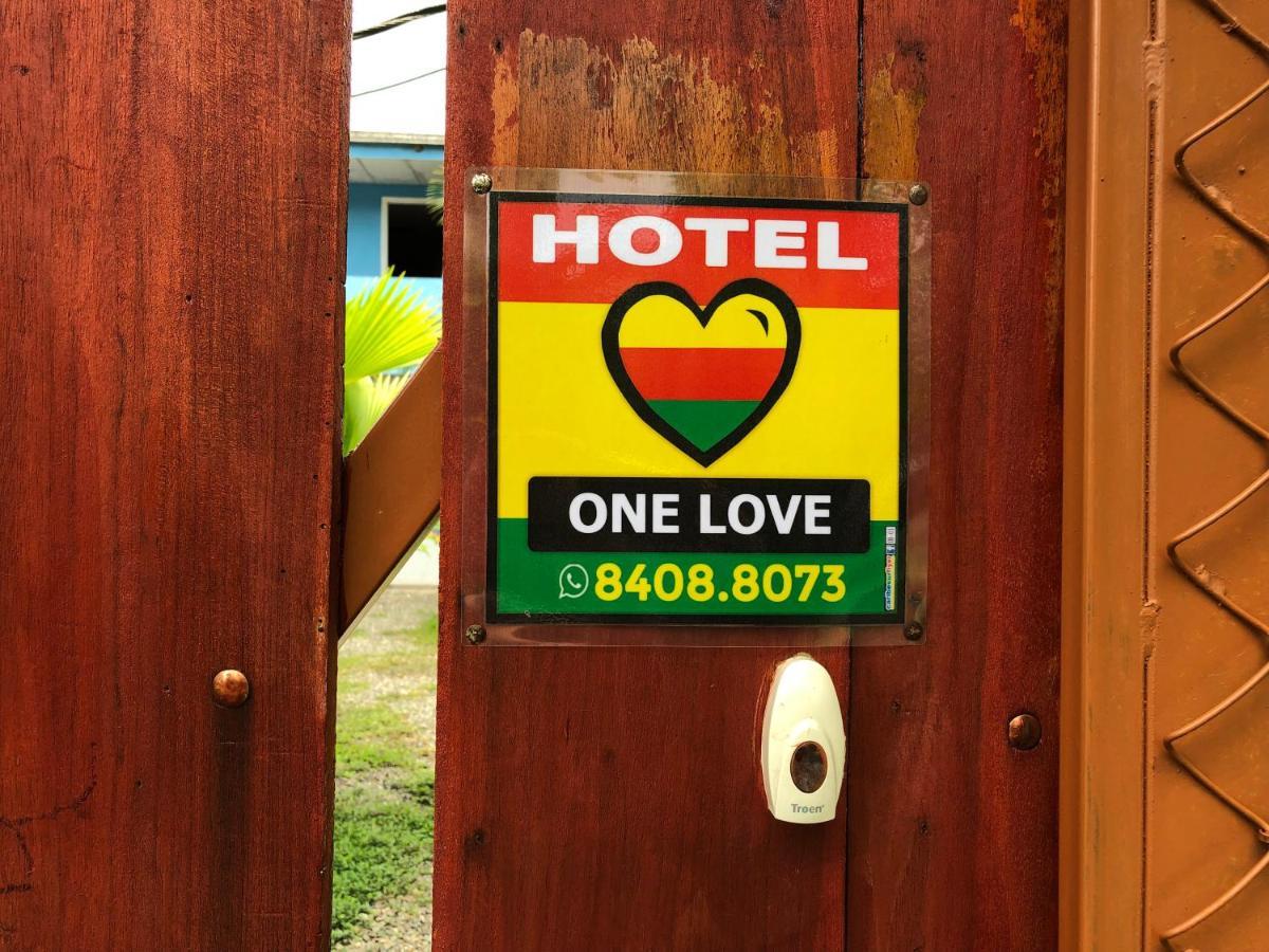Hotel One Love Puerto Viejo Puerto Viejo de Talamanca ภายนอก รูปภาพ