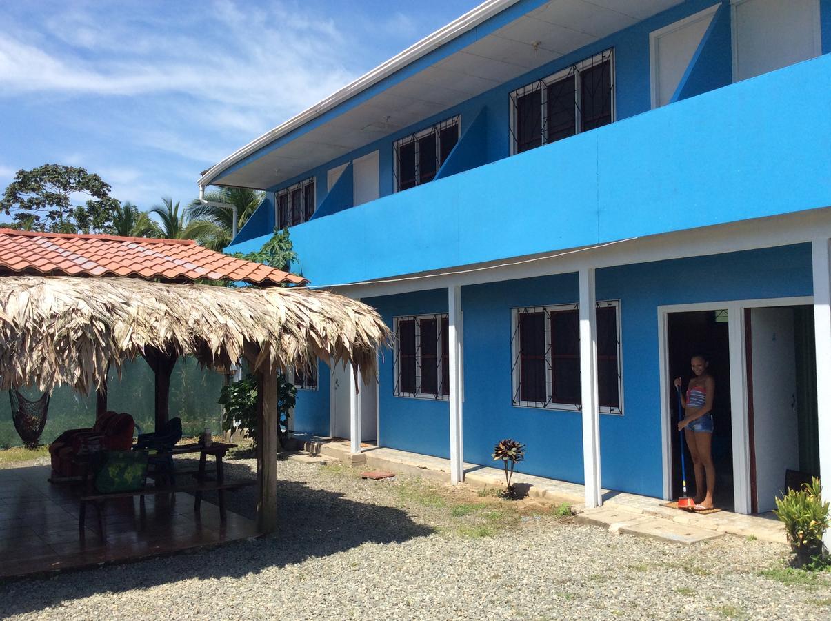 Hotel One Love Puerto Viejo Puerto Viejo de Talamanca ภายนอก รูปภาพ